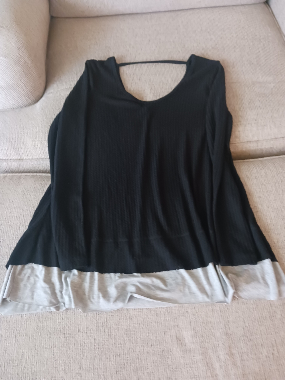 VENUS Black Long Sleeve Layered-Hem Tunic with Light Gray Trim
